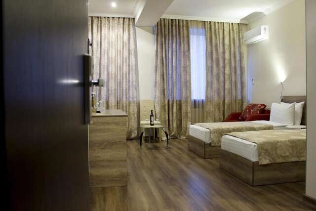 Отель Hotel 4U Тбилиси-16